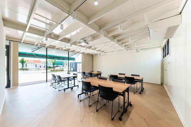 群馬県高崎市 レンタルスペース 内観1