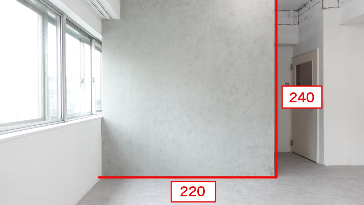 北東のコンクリ調壁