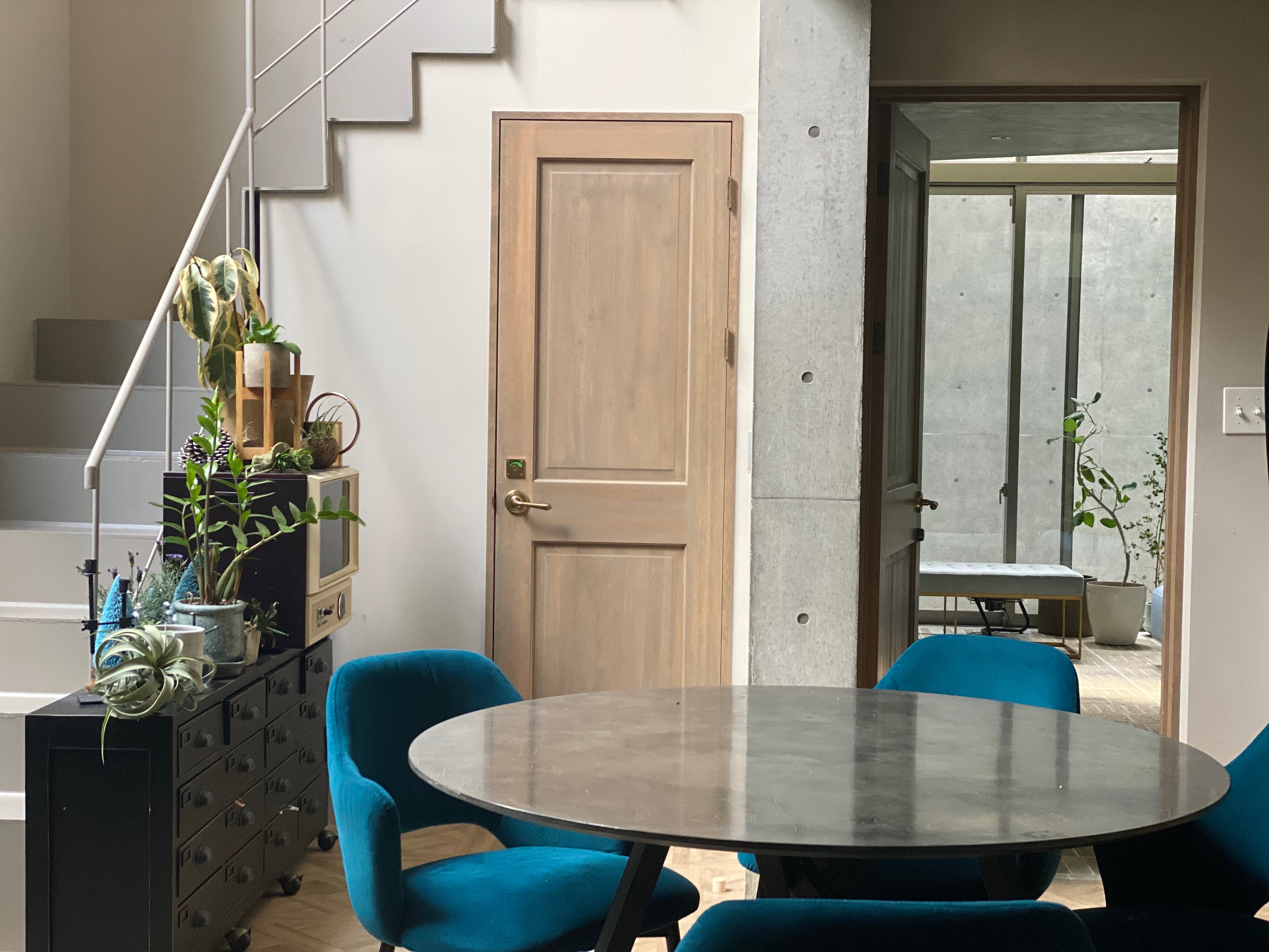 【自由が丘駅12分】撮影や展示会に適した家具や利用可能なキッチン付きマンションスタジオ