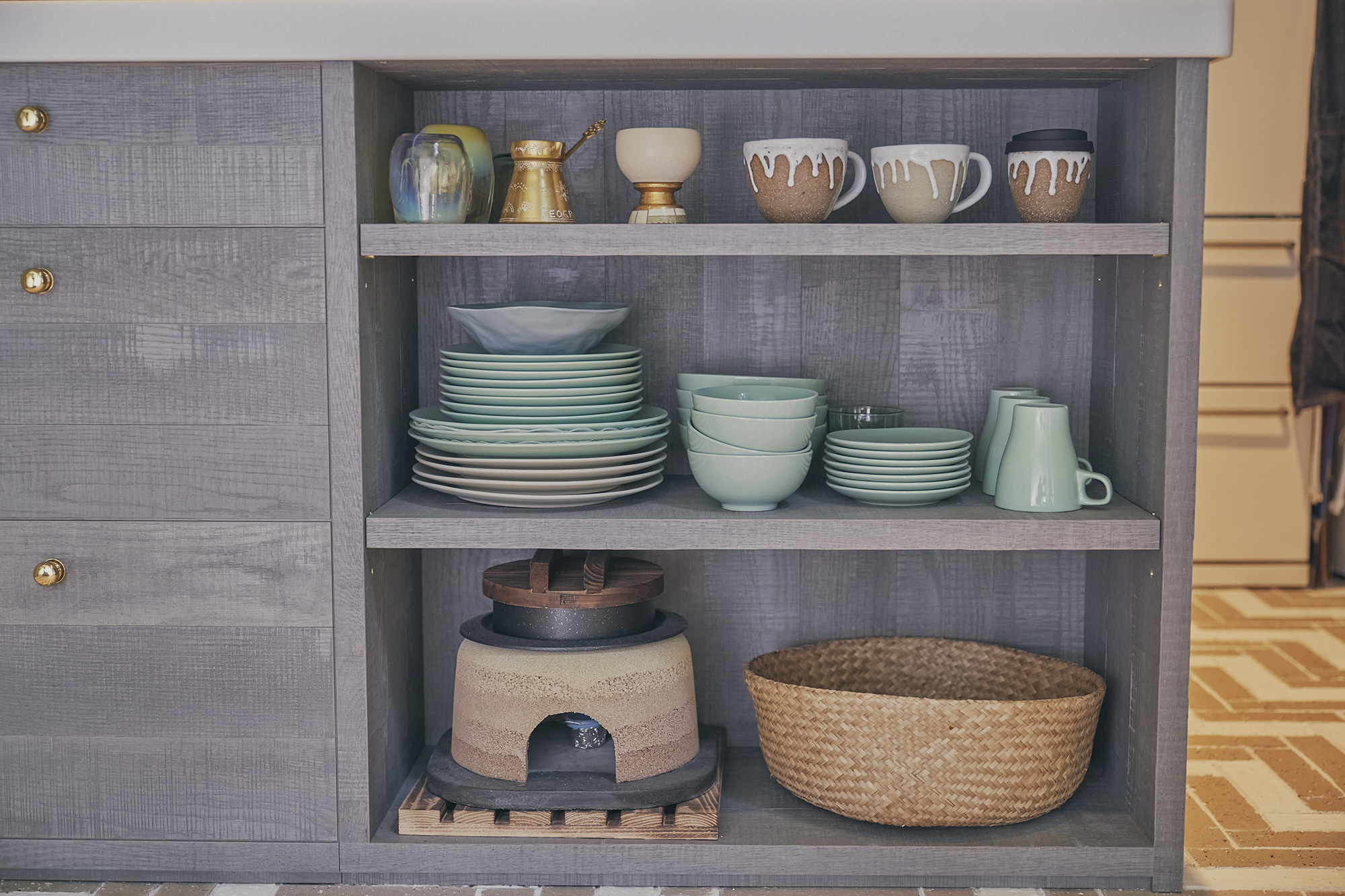 【自由が丘駅12分】撮影や展示会に適した家具や利用可能なキッチン付きマンションスタジオ