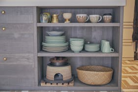 【自由が丘駅12分】撮影や展示会に適した家具や利用可能なキッチン付きマンションスタジオ