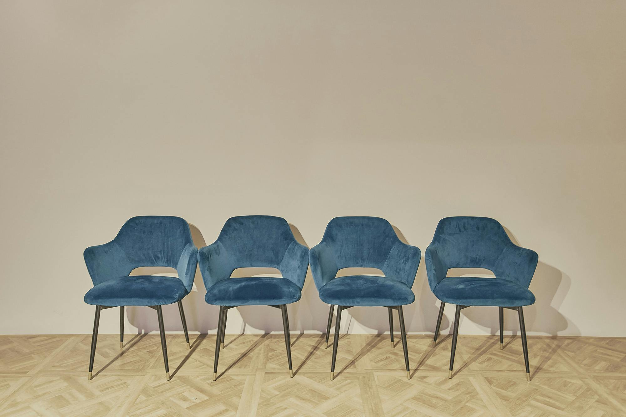 【自由が丘駅12分】撮影や展示会に適した家具や利用可能なキッチン付きマンションスタジオ