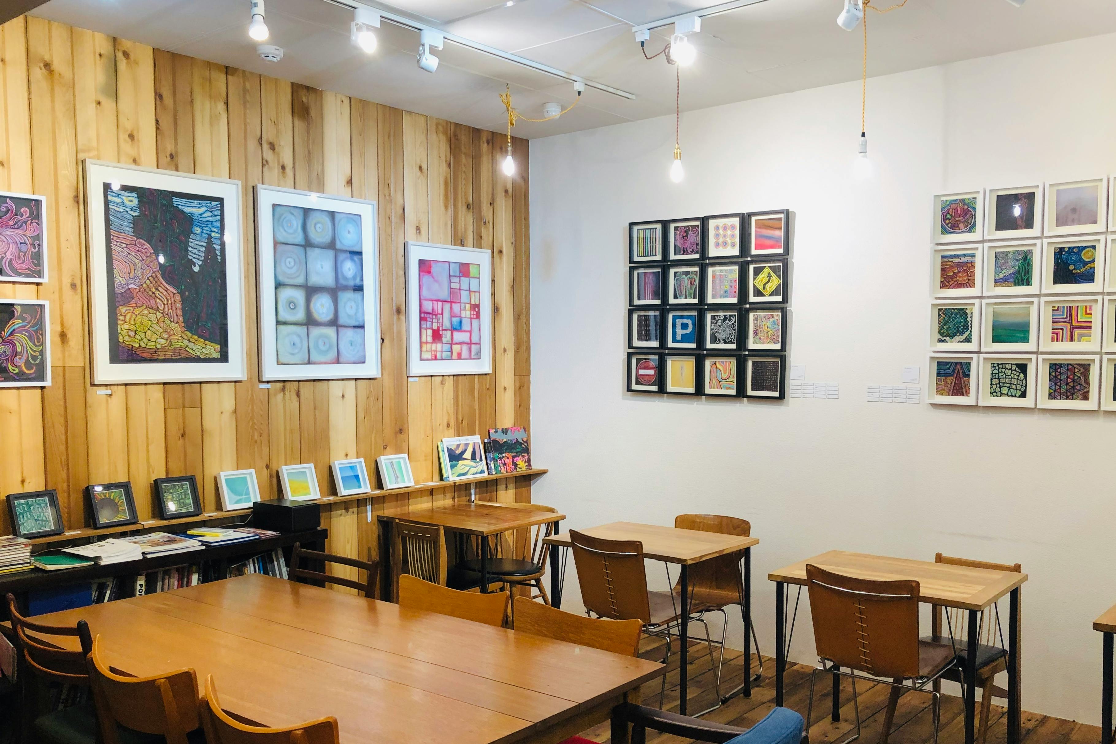 【西荻窪駅4分】アート関連の個展に適したウッド調のギャラリー