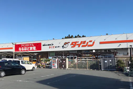 【ダイシン気仙沼店】別館斜め前の駐車場 キッチンカーの出店やテント形式のイベント実施に最適な屋外の催事イベントスペース