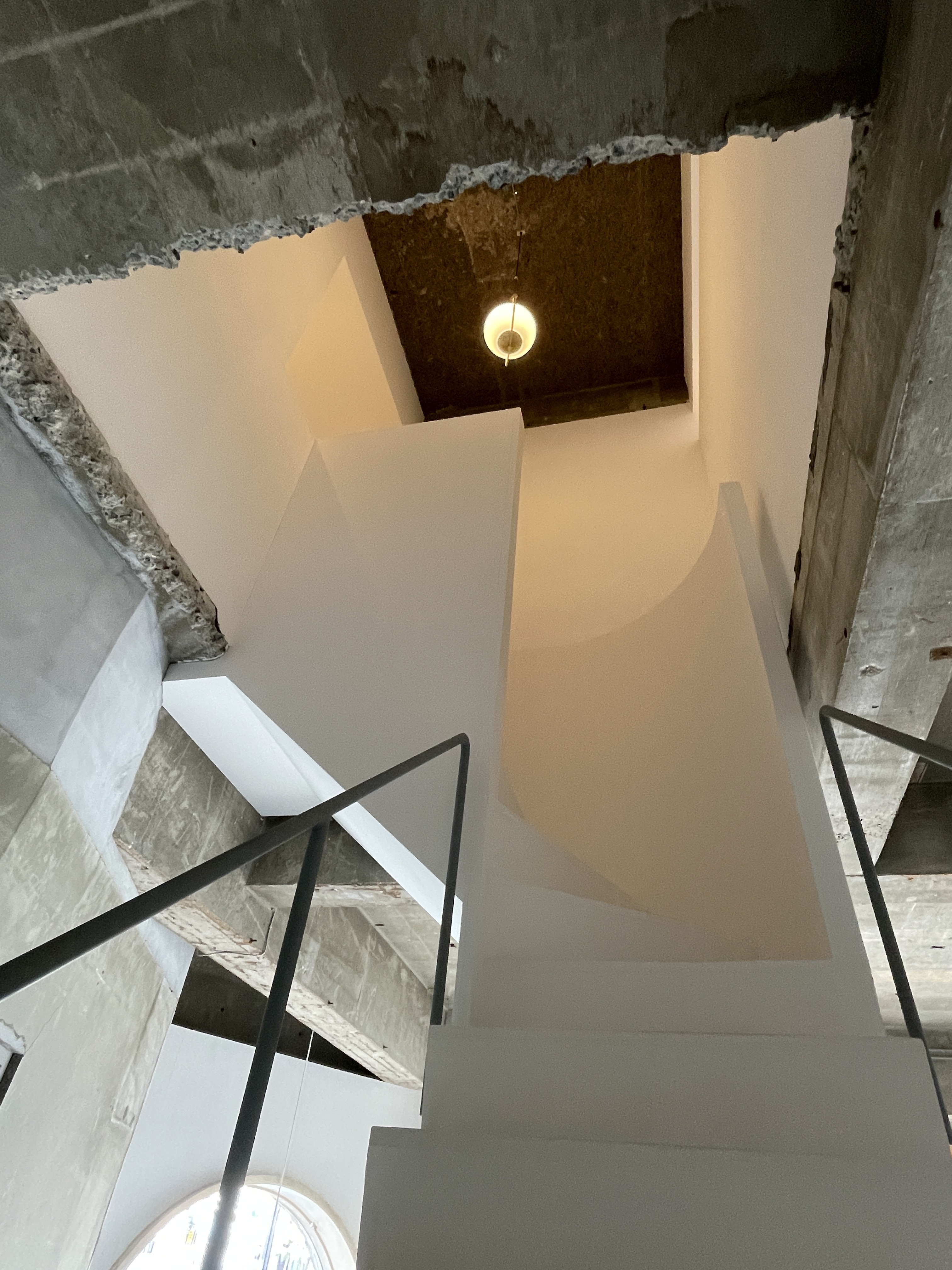 【蒲郡駅9分】展示会やギャラリーに最適なコンクリートあらわしのお洒落なギャラリースペースの画像10