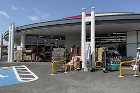 【ゆめマート 香月西】屋外駐車場前 キッチンカーや販促プロモーションにおすすめな催事イベントスペース