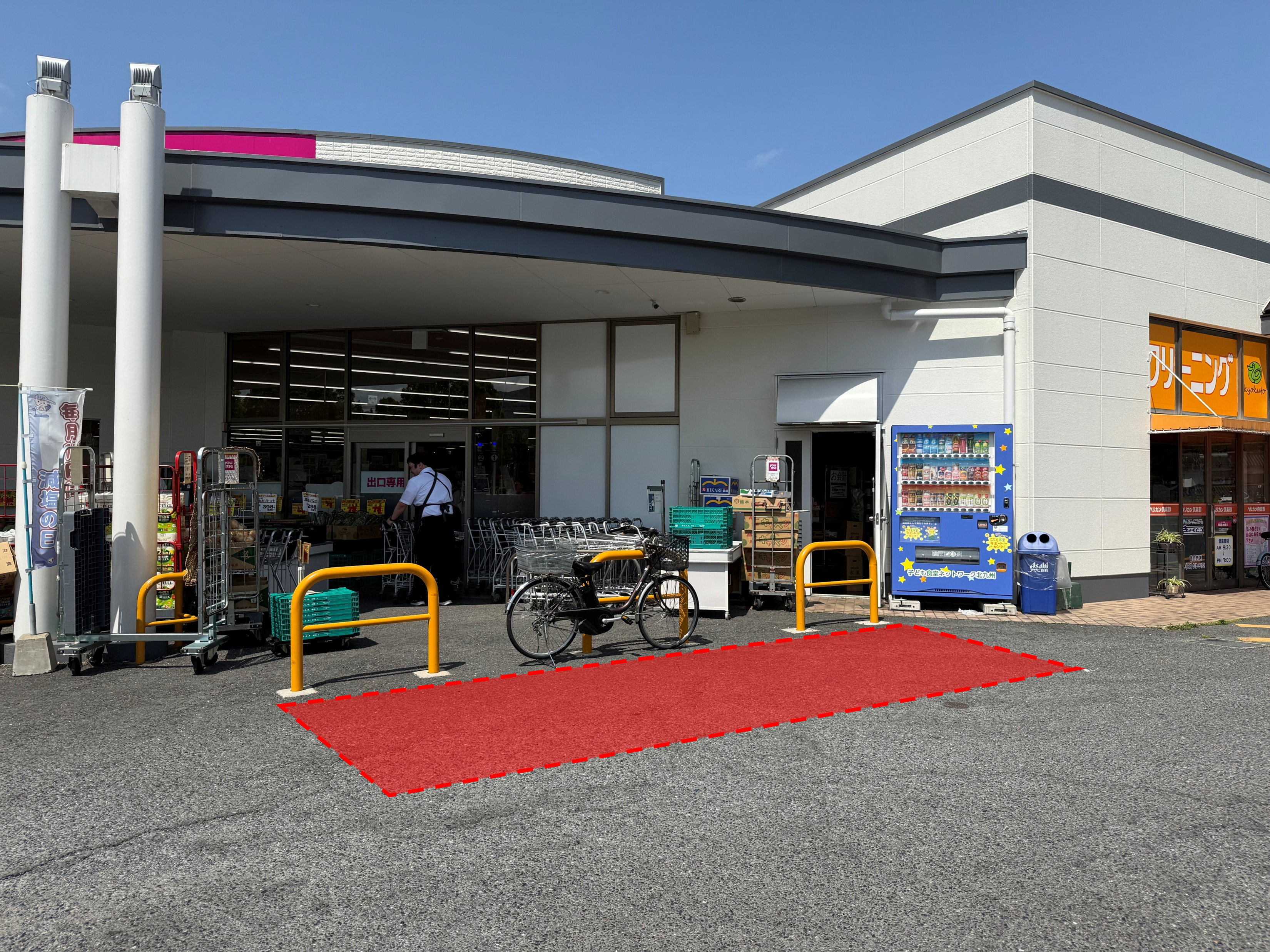 【ゆめマート 香月西】屋外駐車場前　キッチンカーや販促プロモーションにおすすめな催事イベントスペース