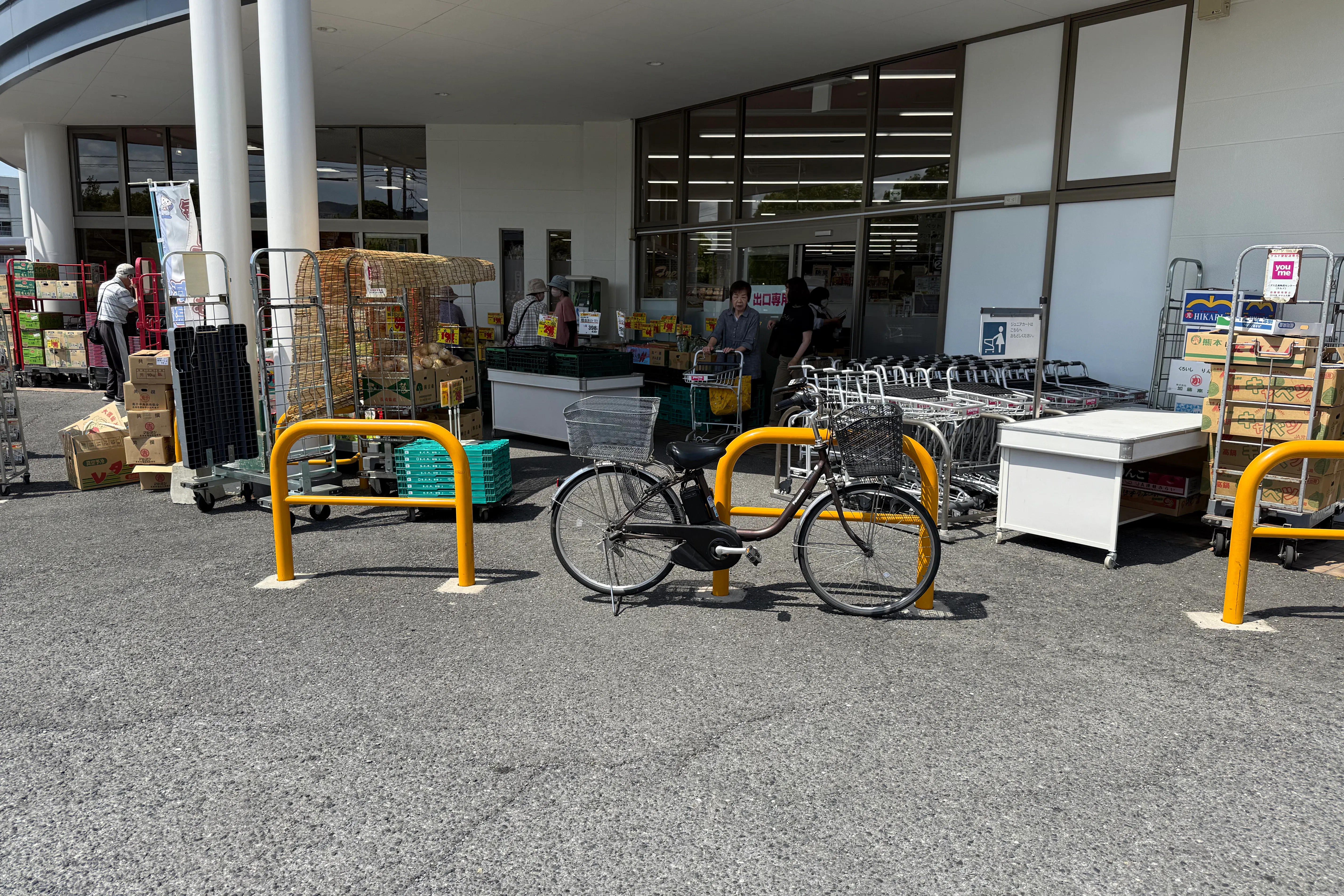 【ゆめマート 香月西】屋外駐車場前 キッチンカーや販促プロモーションにおすすめな催事イベントスペース