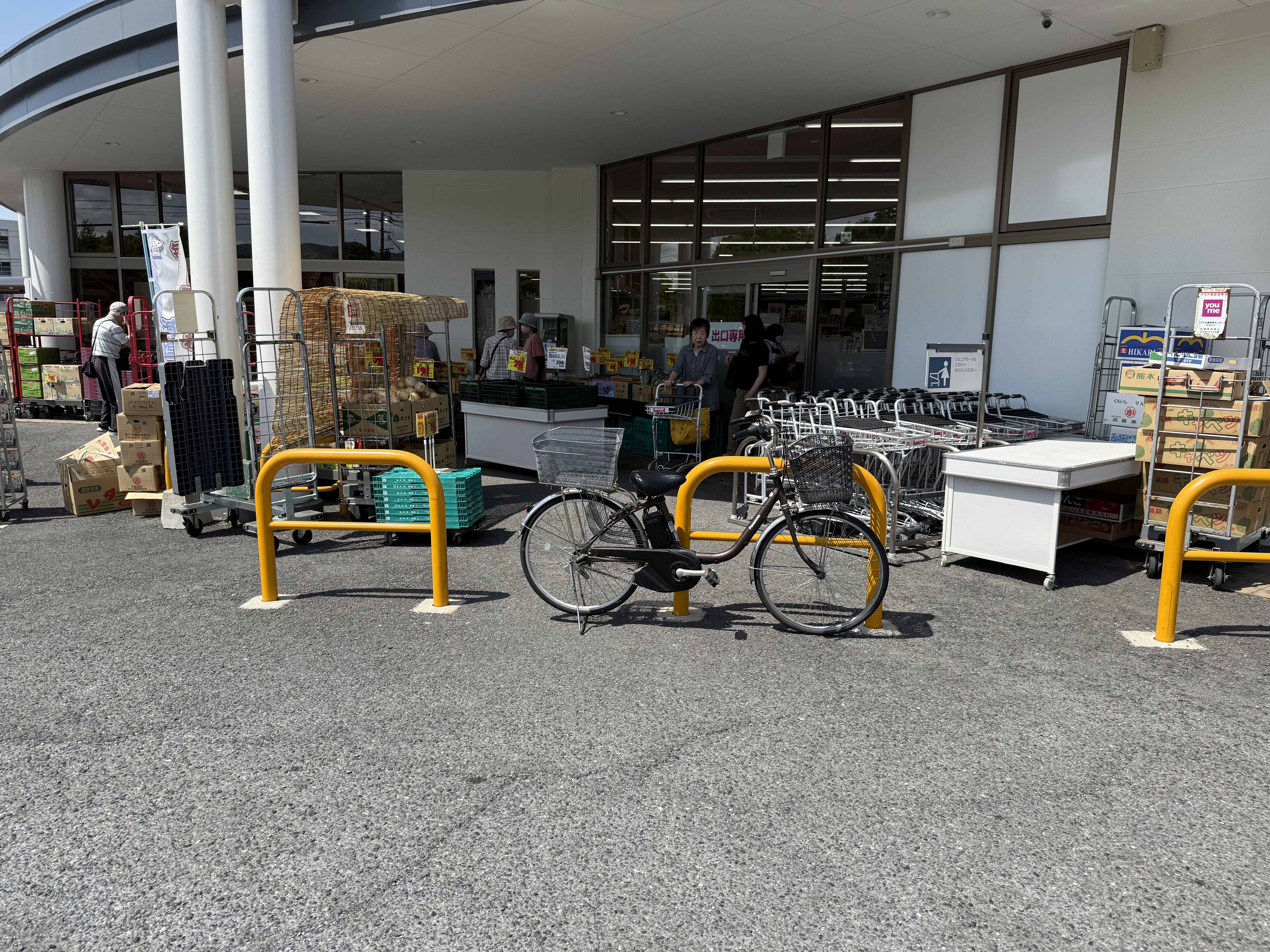 【ゆめマート 香月西】屋外駐車場前　キッチンカーや販促プロモーションにおすすめな催事イベントスペース