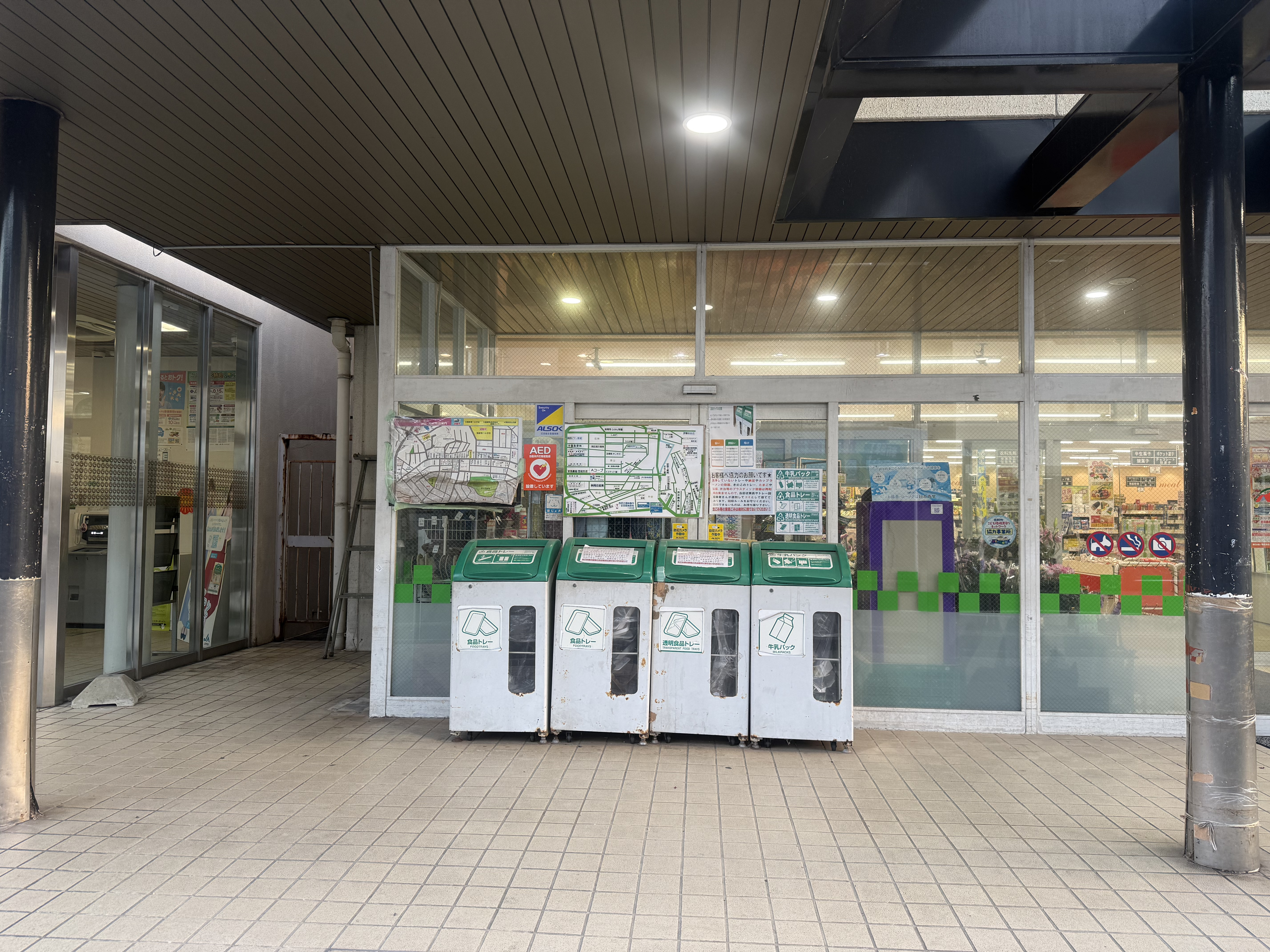 【Aコープ熊野団地店】食物販や販促イベントに最適な屋外軒下スぺース