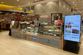 【海老名マルイ】1階 カレンダリウムF10【食物販・調理行為可能】入口正面の好立地、共同利用キッチン・共同冷蔵・冷凍庫完備