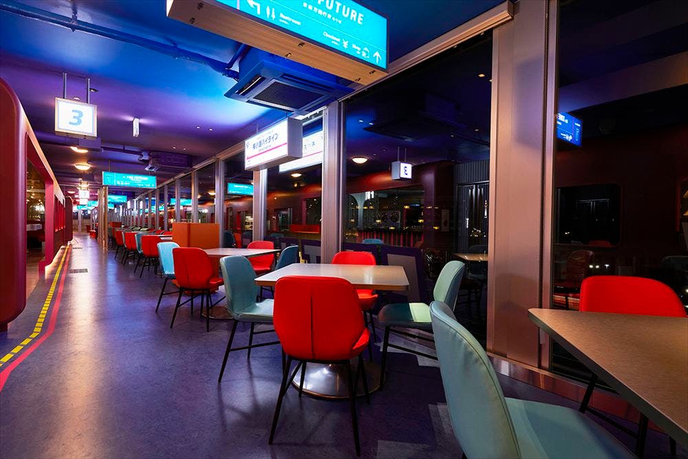 【梅小路京都西駅1分】伝統と未来が交差する列車型レストラン「FUTURE TRAIN KYOTO DINER & CAFE」内のスペース