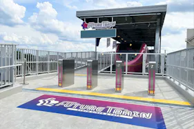 【梅小路京都西駅1分】伝統と未来が交差する列車型レストラン「FUTURE TRAIN KYOTO DINER & CAFE」内のスペース