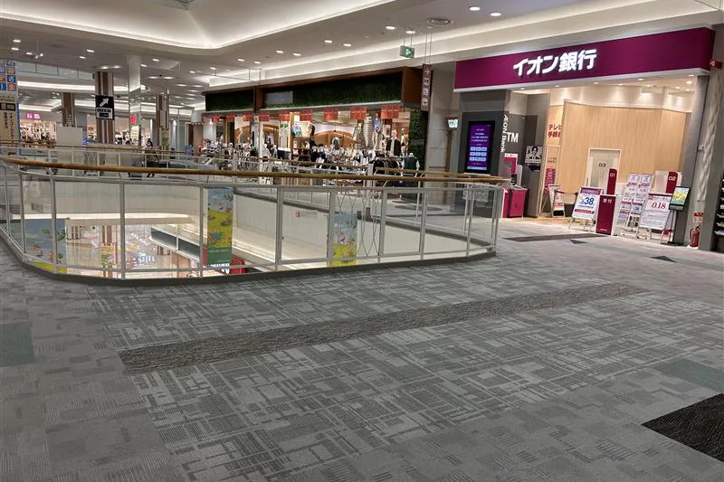 【イオンモールりんくう泉南】南Dブリッジ(ABCマート前)