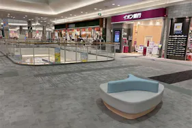 【イオンモールりんくう泉南】南Dブリッジ(ABCマート前)