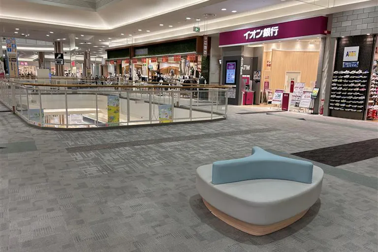 【イオンモールりんくう泉南】南Dブリッジ(ABCマート前)の画像2