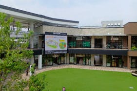 【THE OUTLETS SHONAN HIRATSUKA】モール内広告 大神VISION