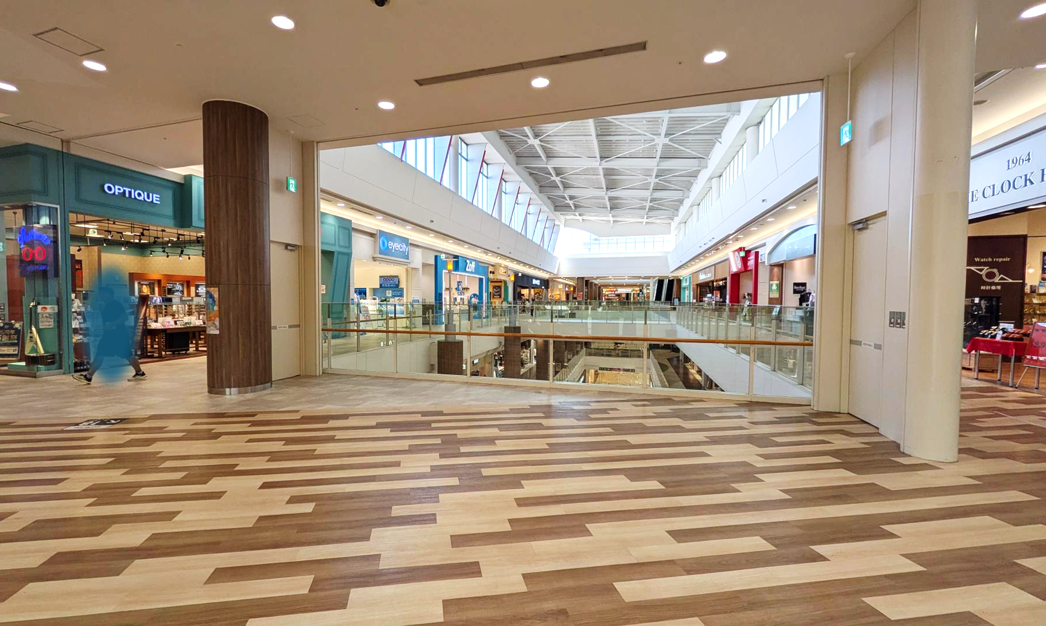 【イオンモール名取】3Fなとりコート(東側)