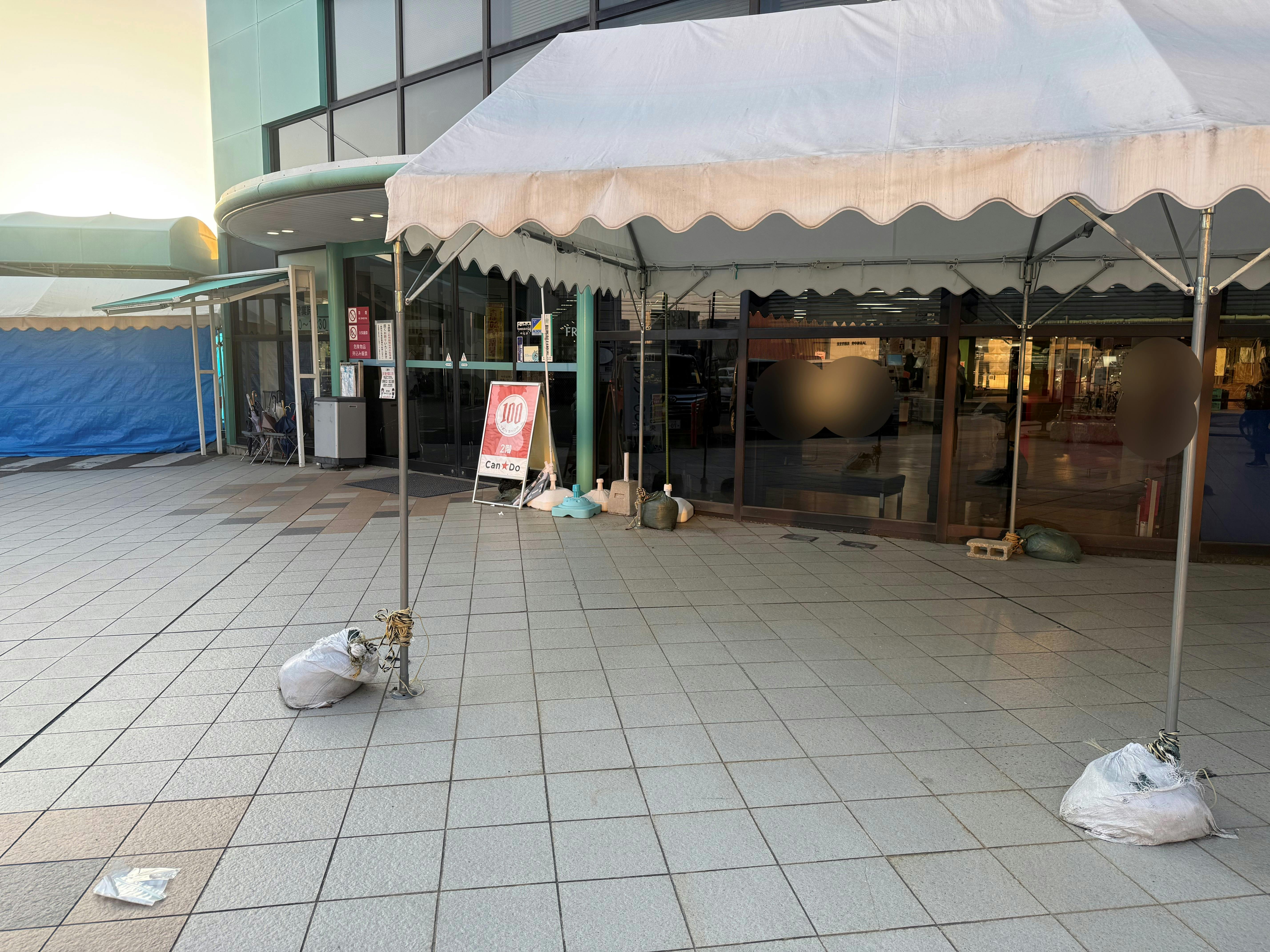 【Aコープ高蔵寺店】食物販や販促イベントに最適な屋外スペース②の画像