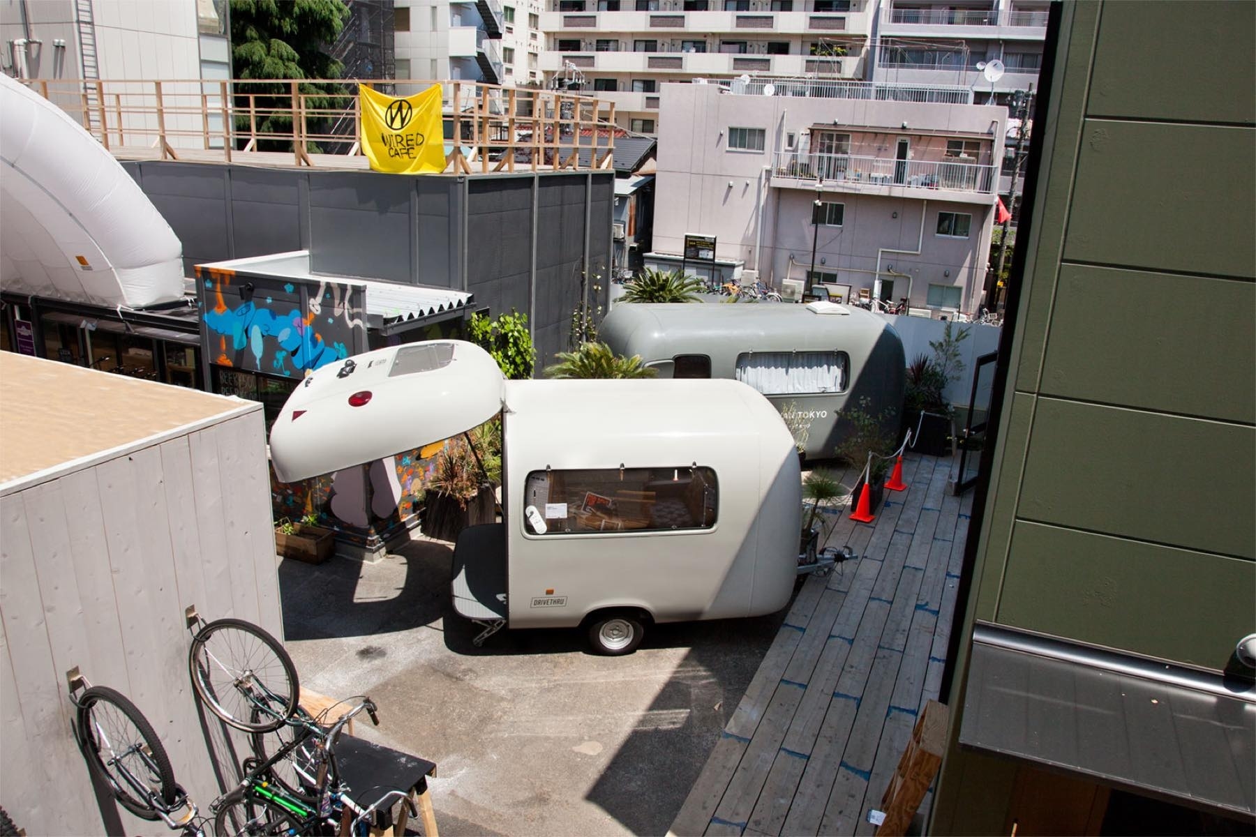 卵の形のポップアップトレーラーの画像7