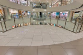 【神戸ハーバーランドumie(ウミエ)】VP設置場所「サウスモール3階ライトオン側」