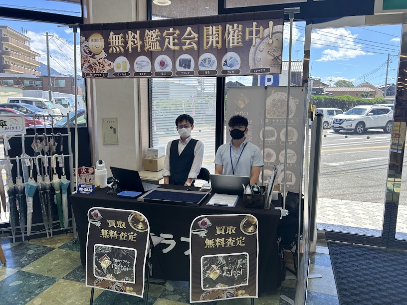 【TSUTAYA AVクラブ 大宰府店】販促イベントや物販に最適な入口前イベントスペース