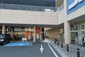 【ミスターマックス 橋本店】1階キッチンカー専用臨時 キッチンカーに最適な総合ディスカウントストアの催事イベントスペース