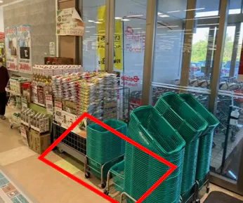 【ベイシア Foods Park いすみ大原店】食品入口前スペース 販促プロモーションに最適なスーパー店内催事イベントスペース