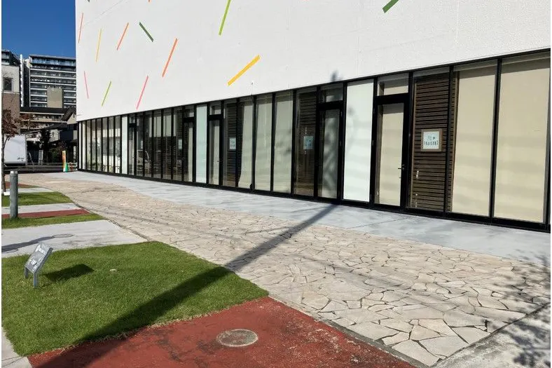 【ララガーデン長町】南エントランスB(屋外)