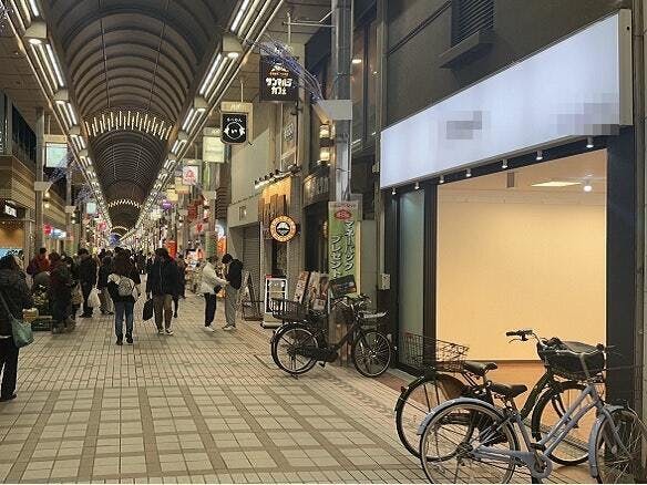 【武蔵小山駅1分】物販、食物販のポップアップストアや携帯キャリアのプロモーションに最適な東京で一番のアーケード商店街である「武蔵小山商店街パルム」に面した貸店舗スペース②