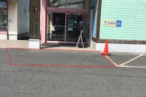 【ダイナム岡山笠岡店ゆったり館】キッチンカーやプロモーションに最適なアミューズメント施設のイベントスペース(駐輪場横)