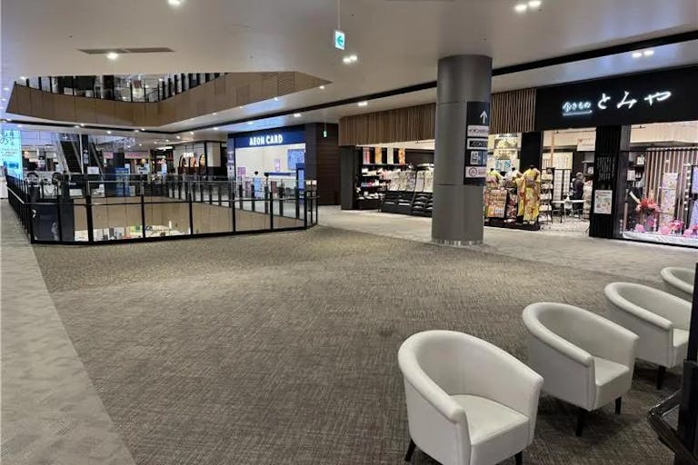 【イオンモール幕張新都心】とみや前の画像1