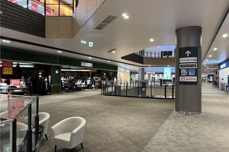 【イオンモール幕張新都心】とみや前の画像2