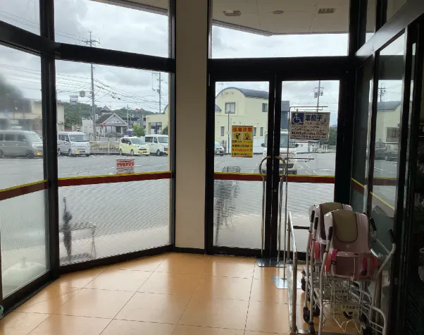 【天満屋ハピーズ足守店】風除室 各種プロモーション、会員獲得イベントに最適な屋内催事イベントスペース