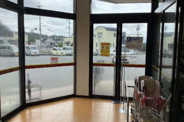 【天満屋ハピーズ足守店】風除室 各種プロモーション、会員獲得イベントに最適な屋内催事イベントスペース