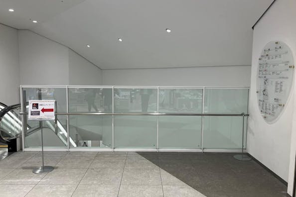 【COCONO SUSUKINO】「1階」物販のポップアップに最適な、メイン入口近くの通行量が多いエスカレーター横イベントスペース