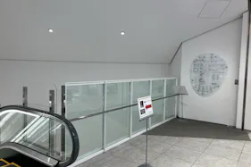 【COCONO SUSUKINO】「1階」物販のポップアップに最適な、メイン入口近くの通行量が多いエスカレーター横イベントスペース