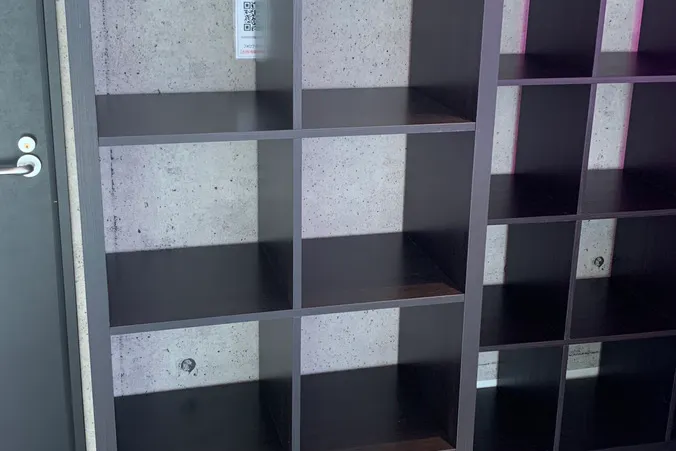 【三国ヶ丘エリア】ポップアップや商品PR等に最適な堺市けやき通りにある無人販売所店舗内にある什器付きのレンタルスペース