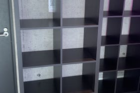 【三国ヶ丘エリア】ポップアップや商品PR等に最適な堺市けやき通りにある無人販売所店舗内にある什器付きのレンタルスペース