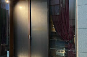 【銀座徒歩6分】展示会や個展に適したオーセンティックなBarを併設したギャラリー