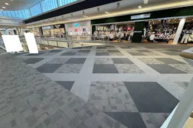 【イオンモール福岡】イーストモールブリッジB