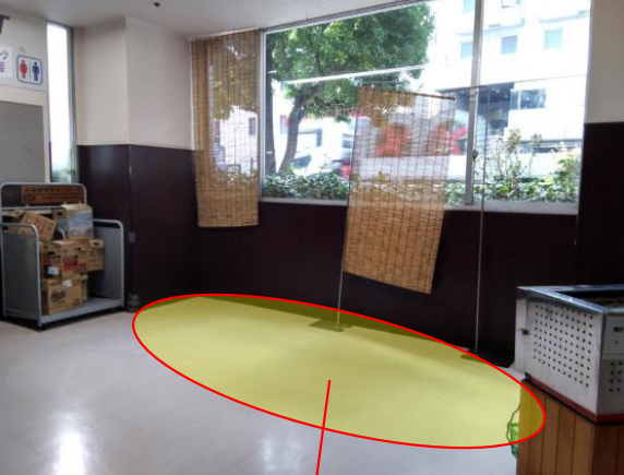 【オリンピック鶴見店】プロモーションに最適な1F右側出入口脇スペース