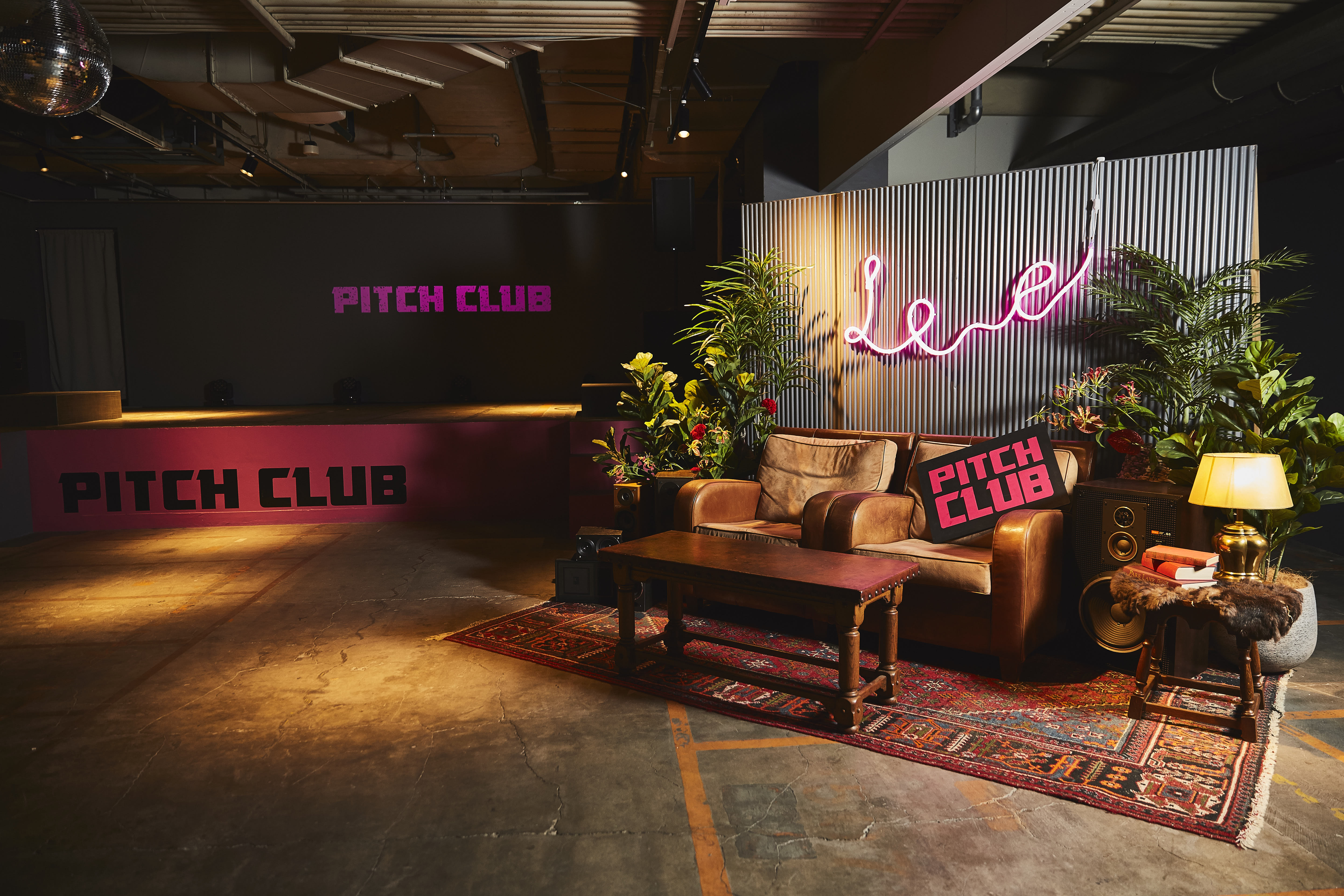 【ASOBUILD】大型イベントに利用可能、地下の広々としたイベントスペースの画像5