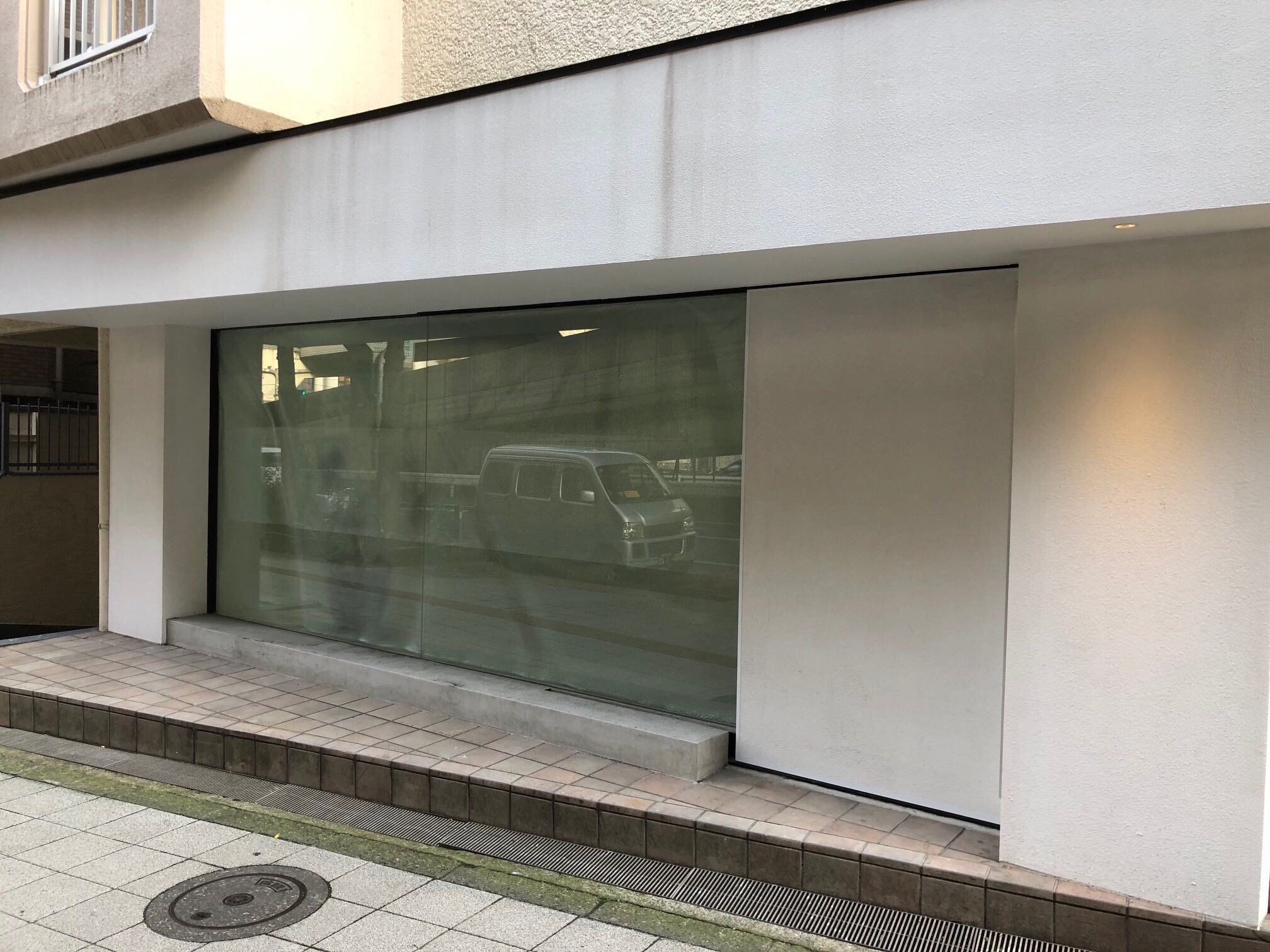 外観も白基調で雰囲気を作る自由度が高いです。