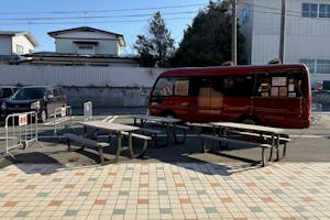 【万SAI堂北上店】キッチンカーに最適な来店客数年間70万人以上訪れるリサイクルショップにあるキッチンカースペース