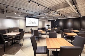 【秋葉原駅2分】展示会やオフサイドミーティングなどに最適なシンプルな内装で好立地な場所にあるレンタルスペース