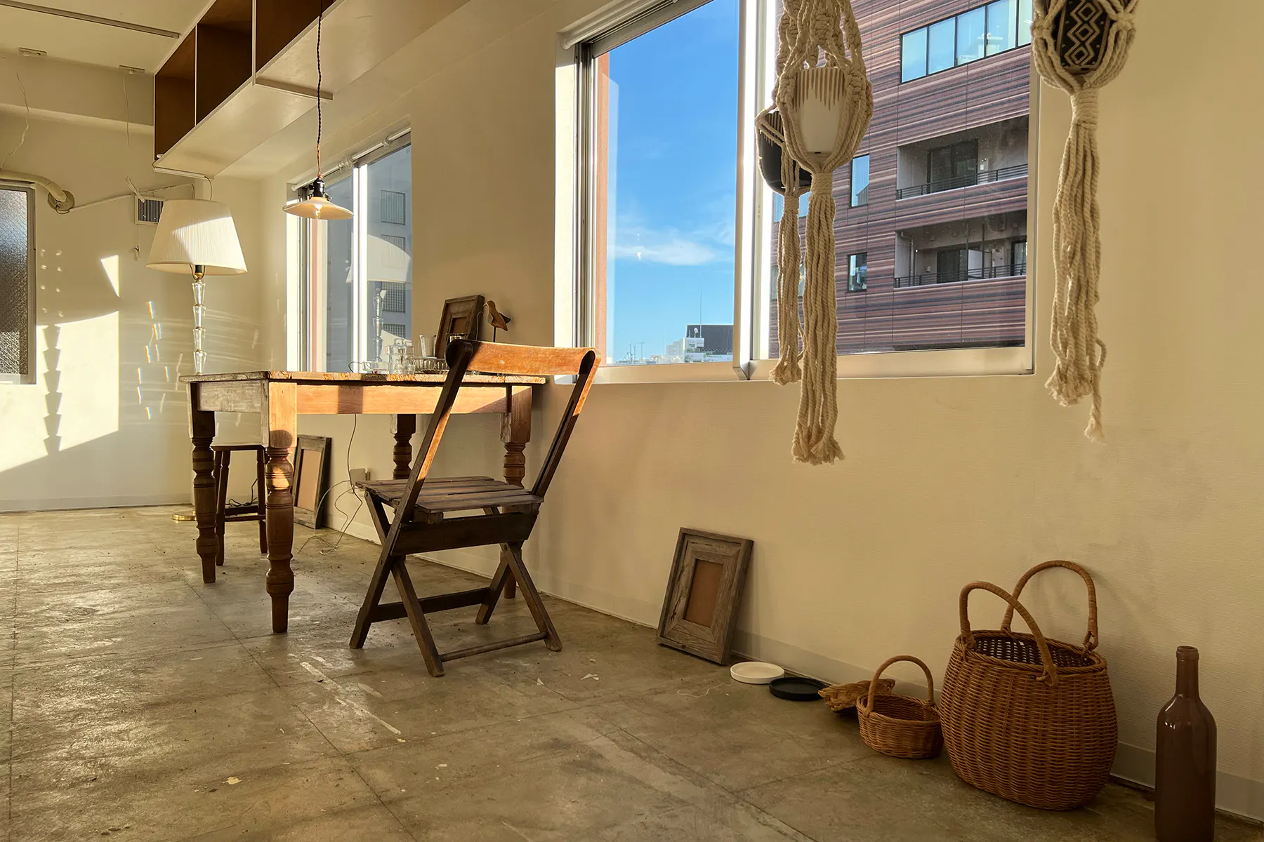 【池尻大橋5分】商用撮影に最適な陽当たりの良いヨーロピアンアンティーク調のスタジオスペース