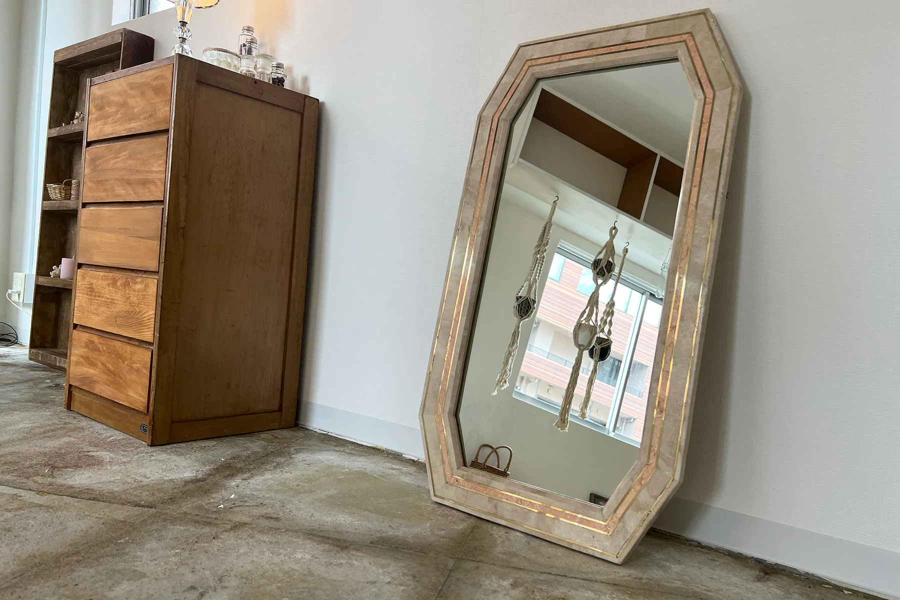 【池尻大橋5分】商用撮影に最適な陽当たりの良いヨーロピアンアンティーク調のスタジオスペース