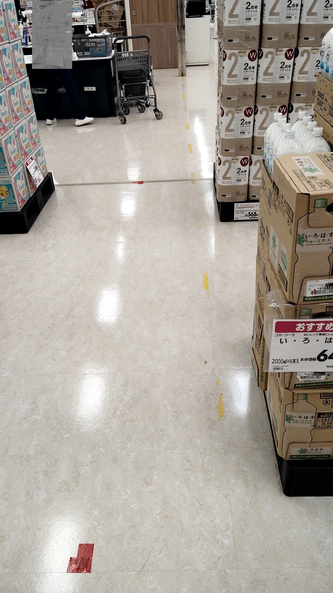 【イオン宮崎店（宮崎県）】食品レジ横　催事スペース