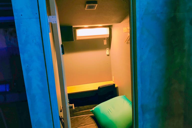 控室・メイクルーム